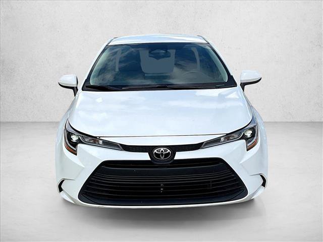 Used 2023 Toyota Corolla LE FWD image 3