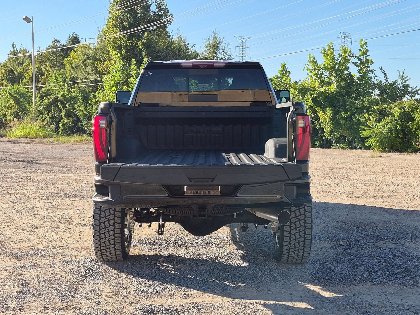 New 2026 GMC Sierra 2500 Denali w/ Denali Reserve Package AWD/4WD image 4