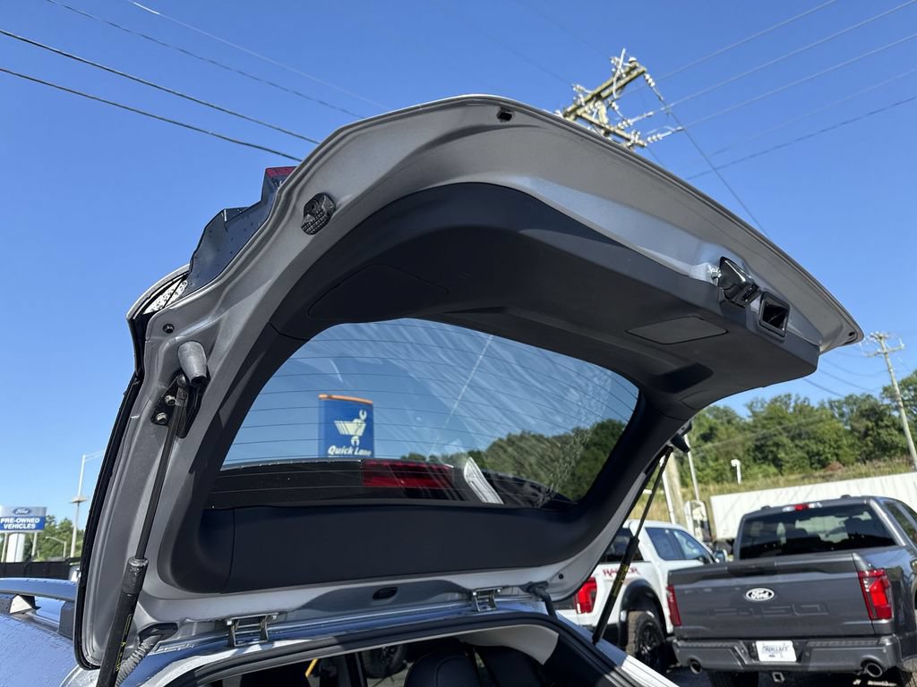 Used 2024 Subaru Crosstrek 2.5i Limited AWD/4WD image 40