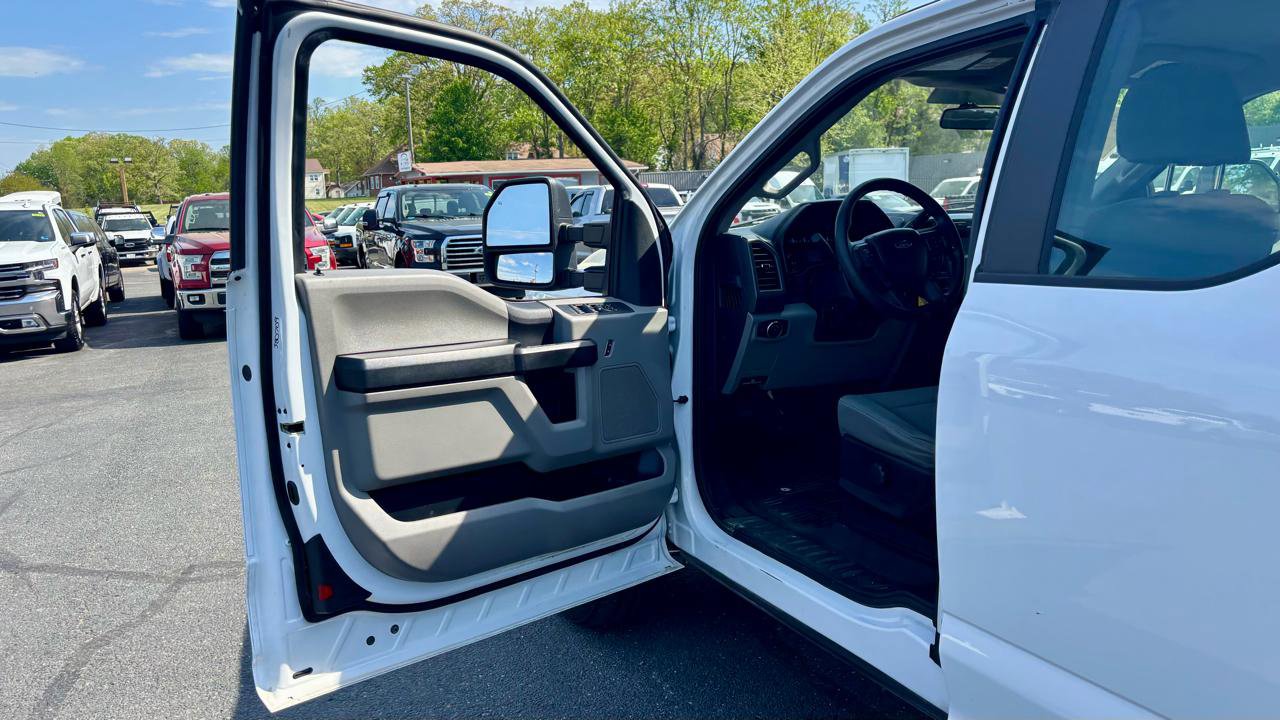 Used 2019 Ford F350 XL w/ Power Equipment Group image 15