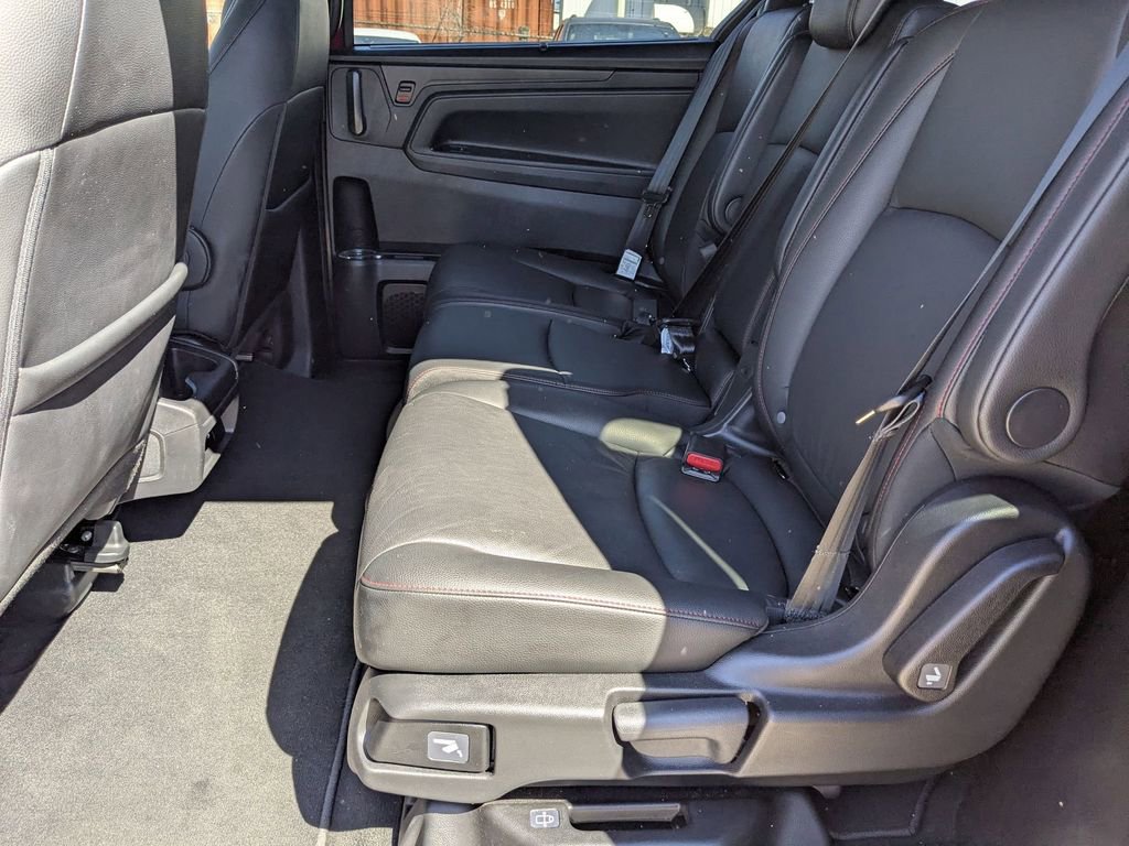 Used 2025 Honda Odyssey Sport-L image 24