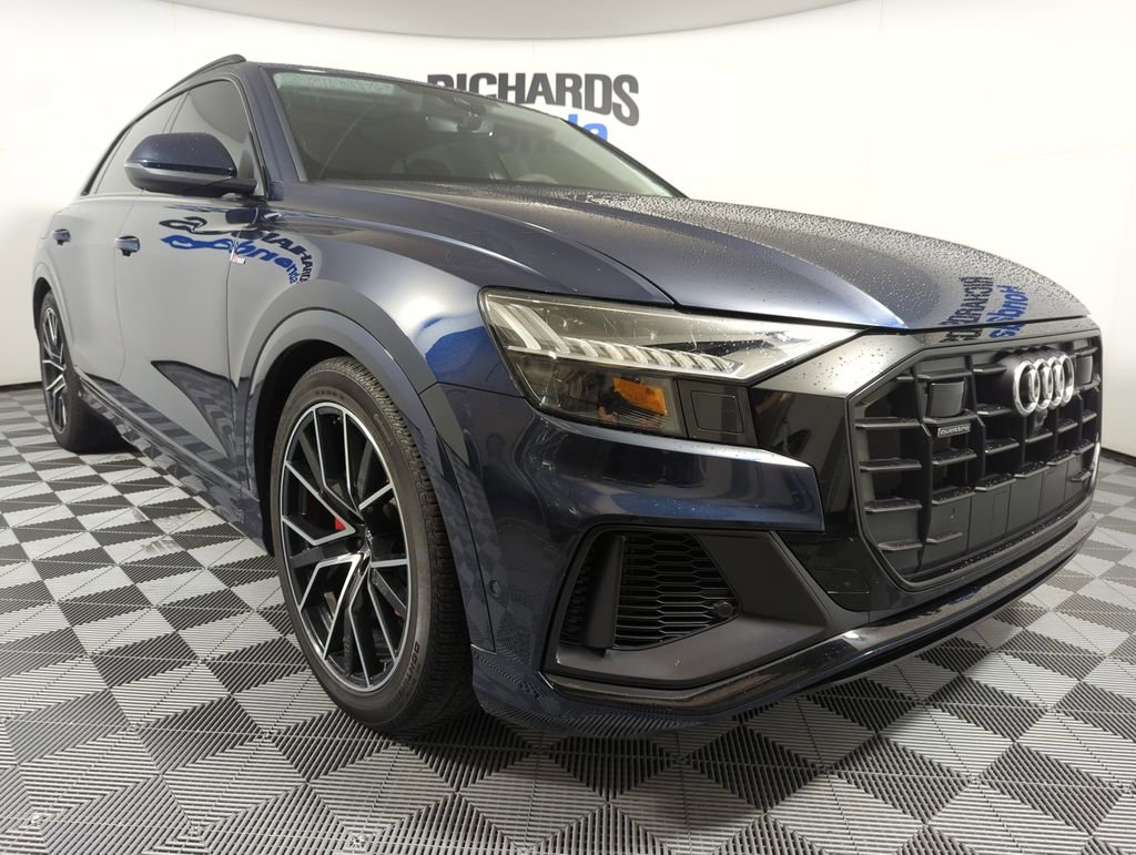 Used 2023 Audi Q8 Prestige w/ Prestige Package image 6