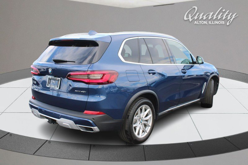 Used 2021 BMW X5 xDrive40i w/ Luxury Seating Package 2 image 4
