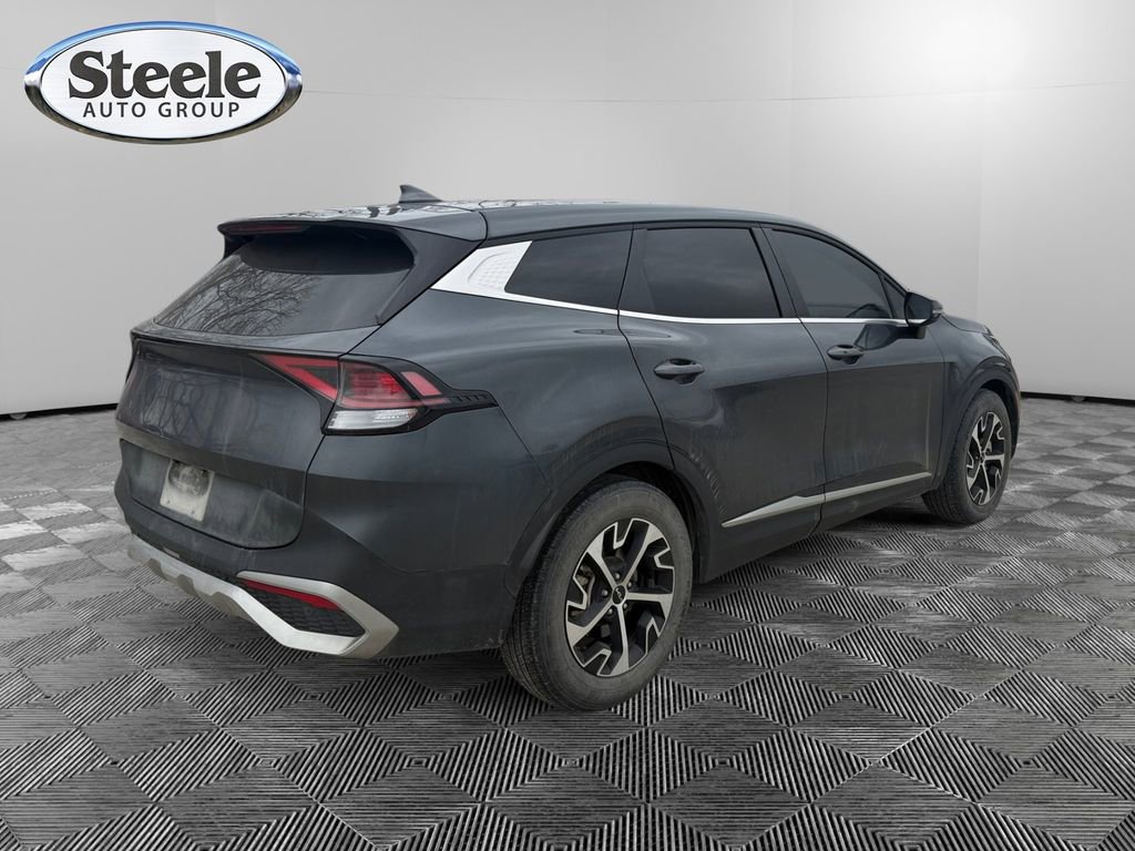 Used 2024 Kia Sportage EX image 5
