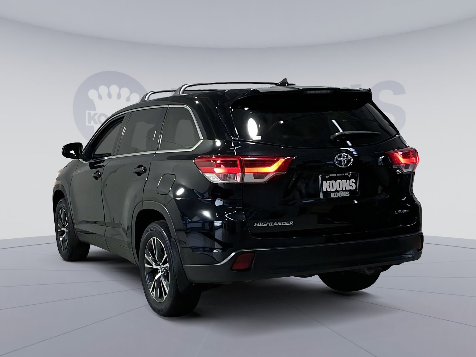 Used 2019 Toyota Highlander Plus image 14