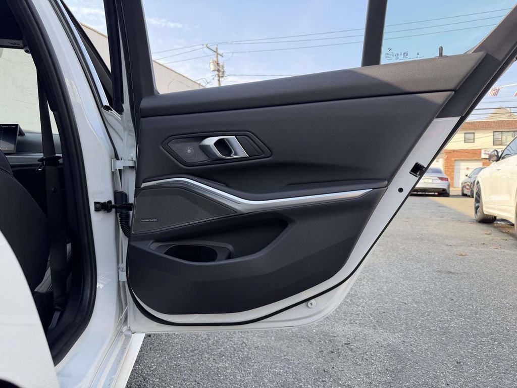 Used 2026 BMW M340i RWD image 17