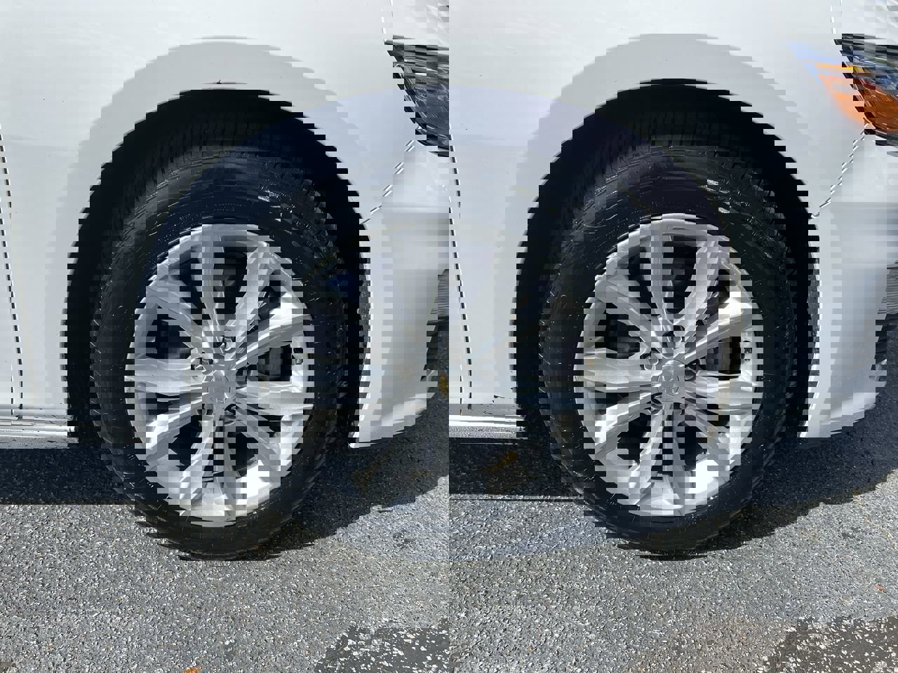 Used 2023 Chevrolet Malibu LT image 13