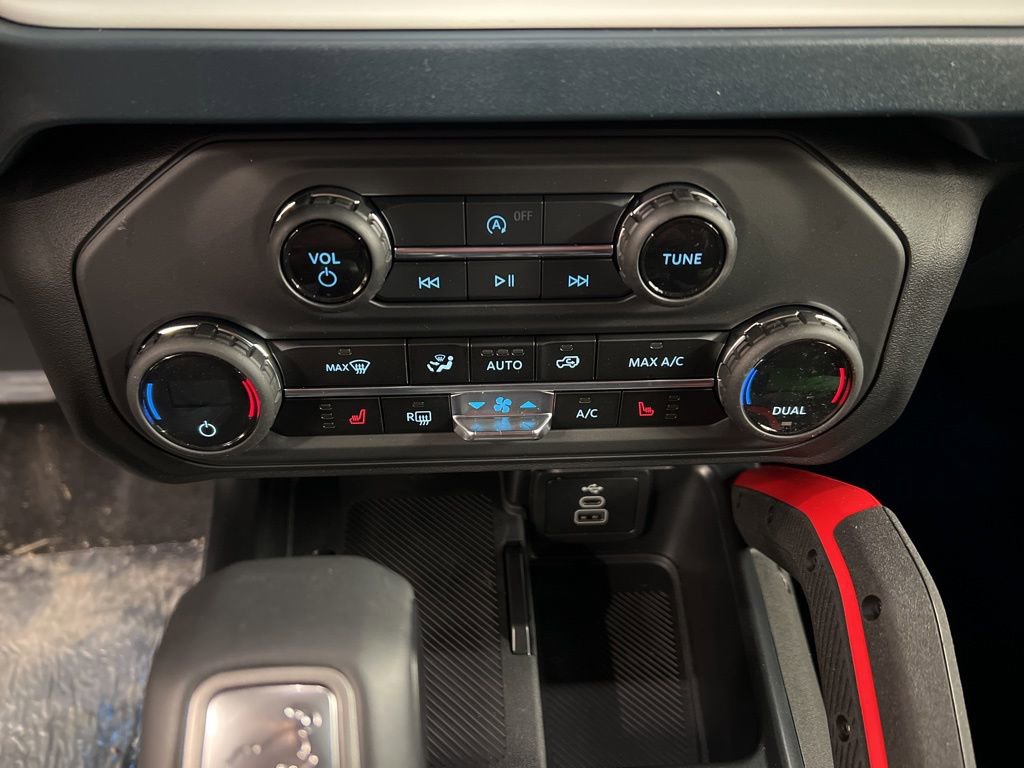 New 2026 Ford Bronco Heritage Edition image 13