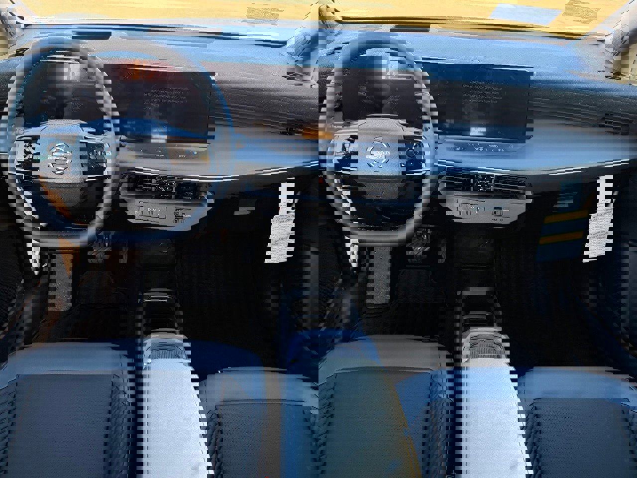 New 2026 Nissan Leaf Platinum+ w/ Cargo Package (Platinum+) image 9