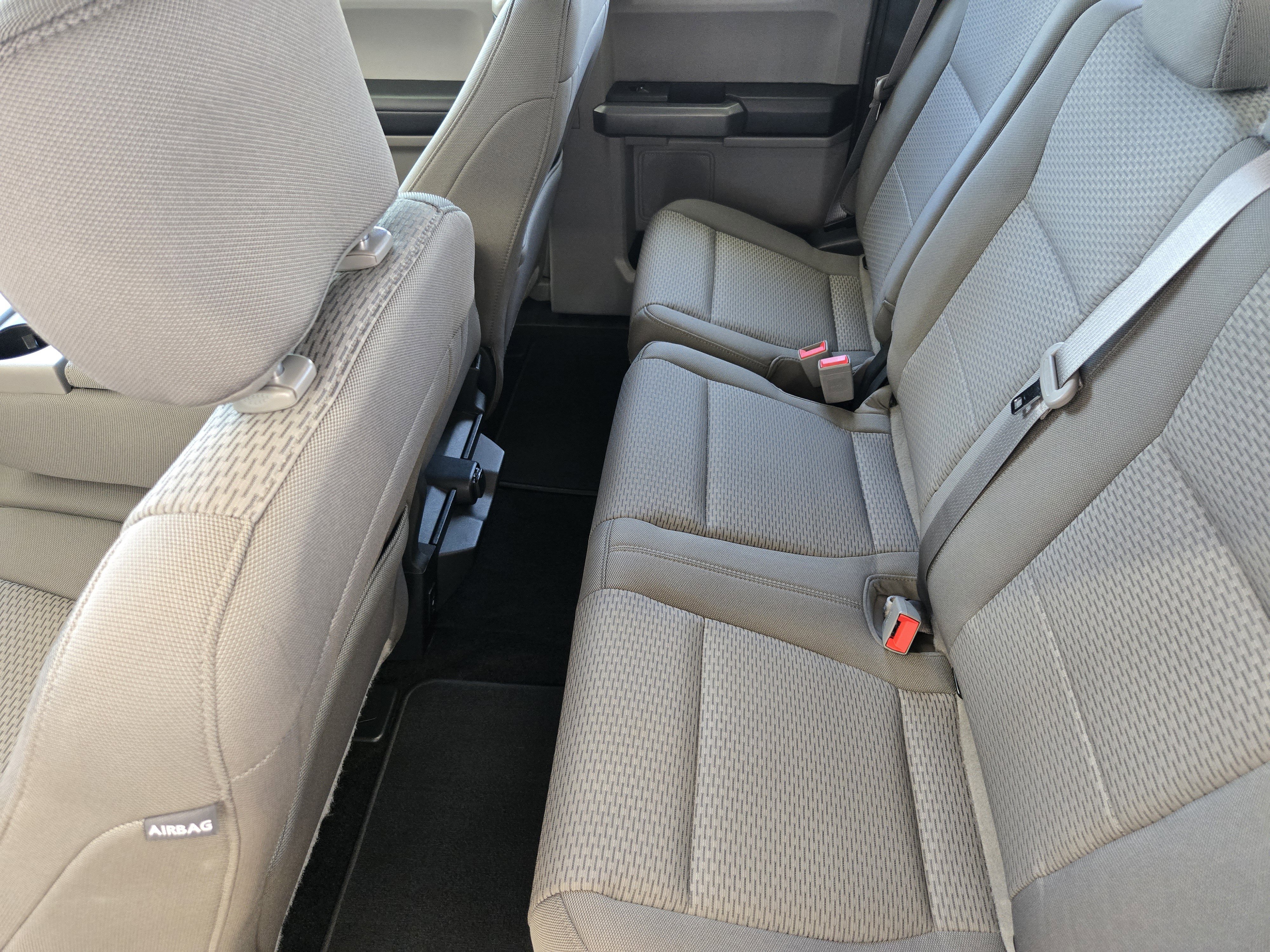 Used 2018 Ford F150 XLT w/ Equipment Group 302A Luxury AWD/4WD image 21