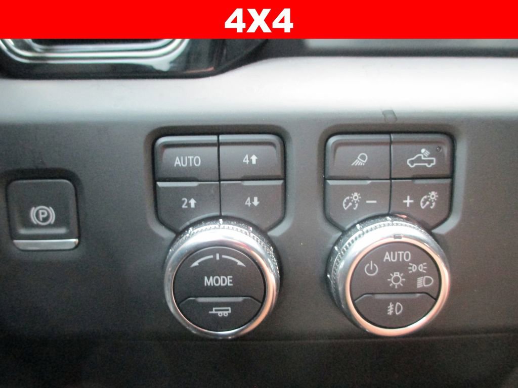 Used 2024 GMC Sierra 1500 AT4 w/ Technology Package image 33