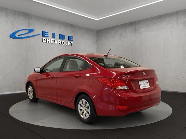 Used 2016 Hyundai Accent SE w/ Option Group 02 FWD image 10