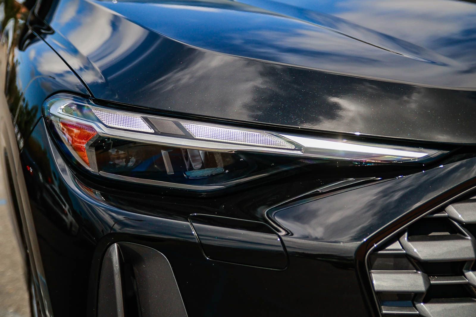 Certified 2025 Audi Q5 Premium w/ Convenience Package image 11