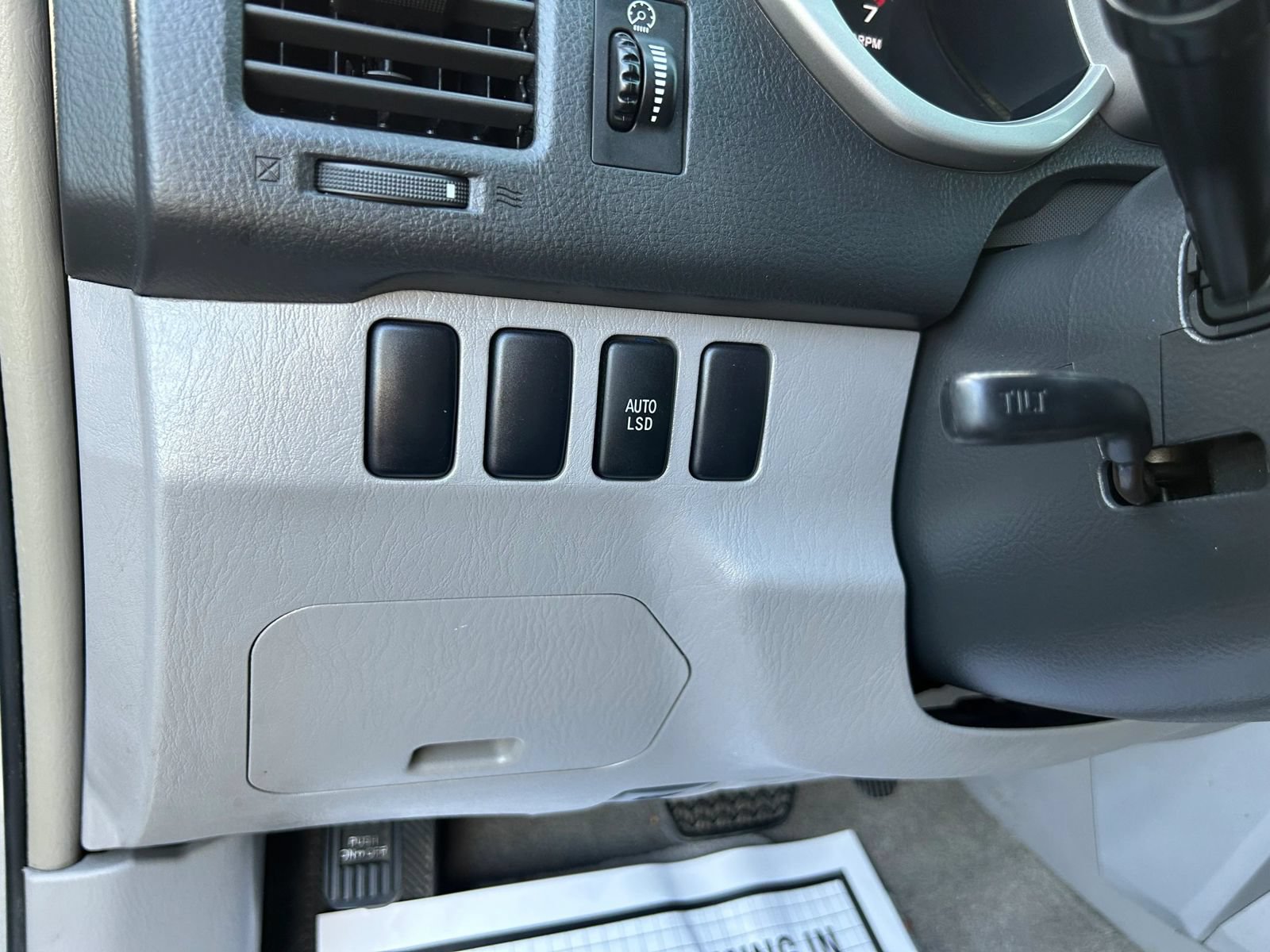 Used 2005 Toyota 4Runner Sport RWD image 16