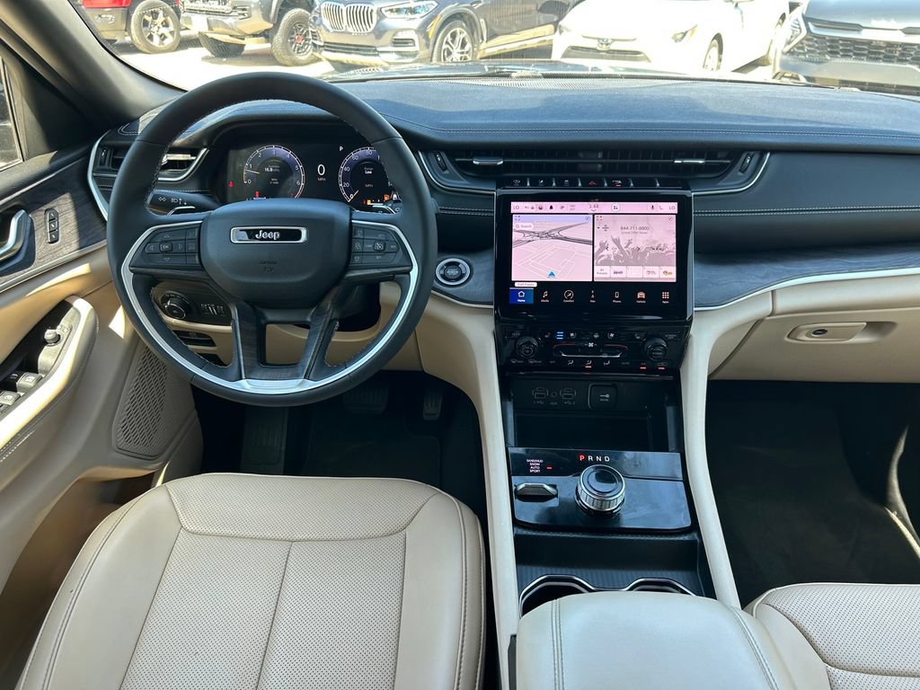 Used 2023 Jeep Grand Cherokee L Limited w/ Luxury Tech Group II AWD/4WD image 20