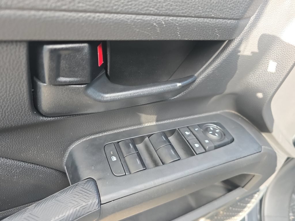 Used 2024 Toyota Tacoma SR5 w/ SR5 Upgrade Package RWD image 24