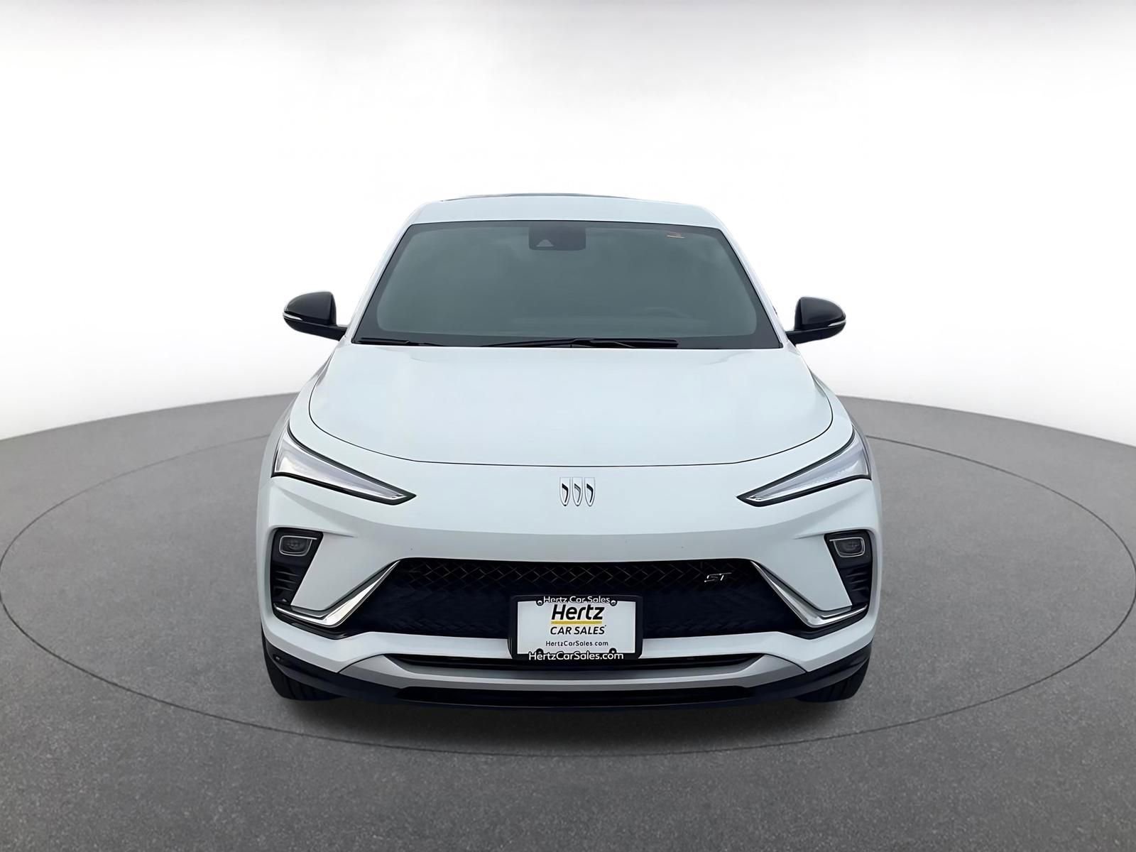 Used 2025 Buick Envista Sport Touring image 4