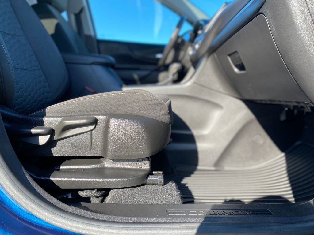Used 2020 Chevrolet Equinox LT image 11