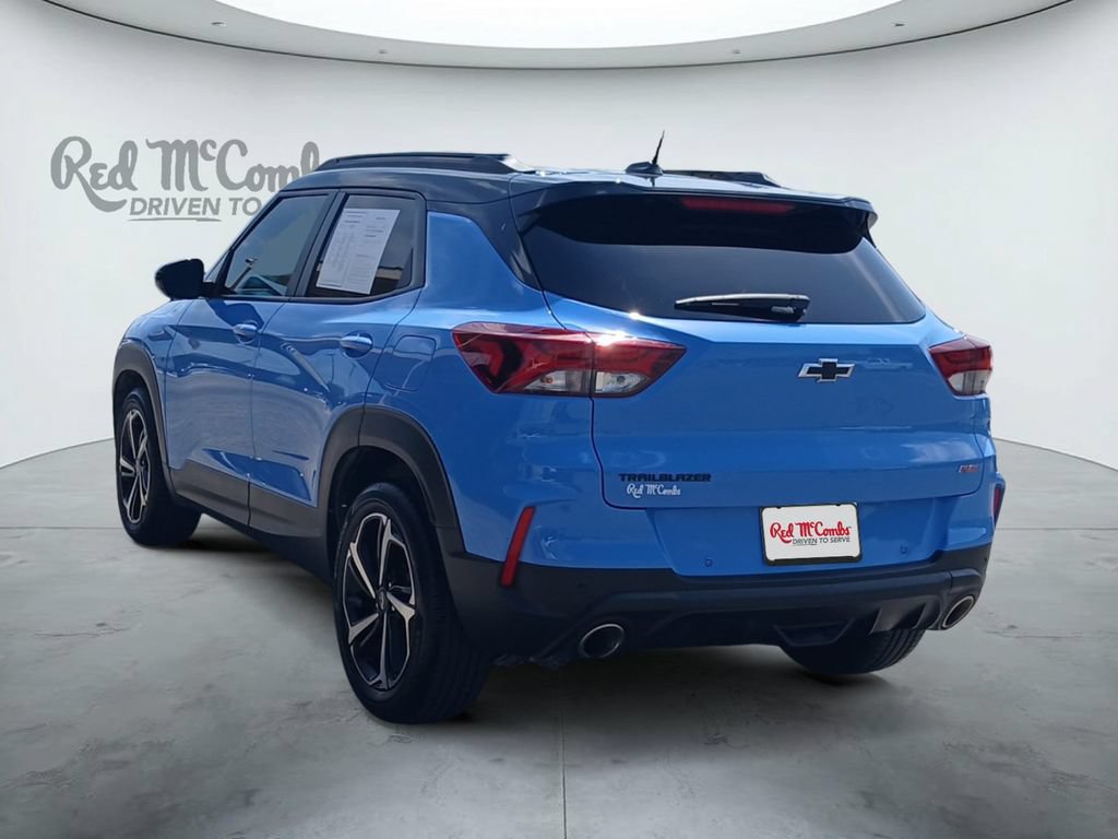 Used 2023 Chevrolet TrailBlazer RS w/ Sun and Liftgate Package FWD image 3