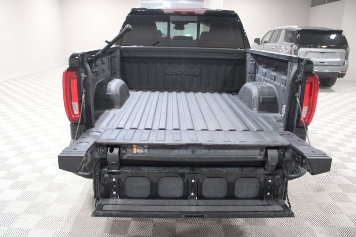 Used 2024 GMC Sierra 1500 AT4 w/ Technology Package AWD/4WD image 14