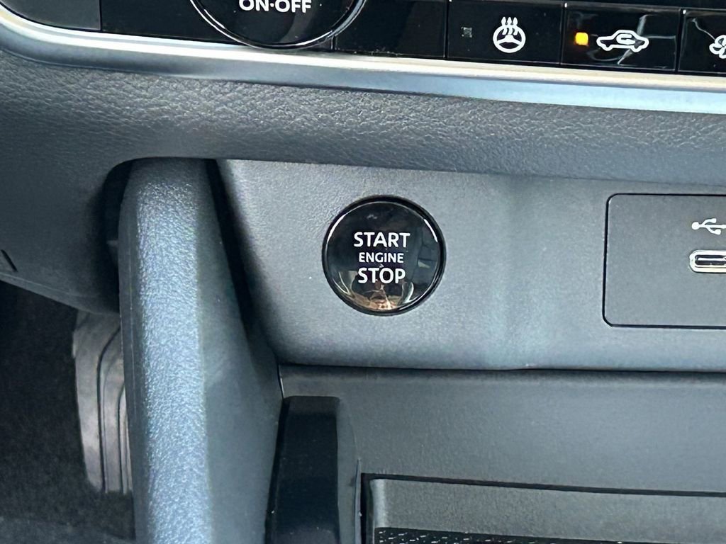 New 2026 Nissan Rogue SV image 14