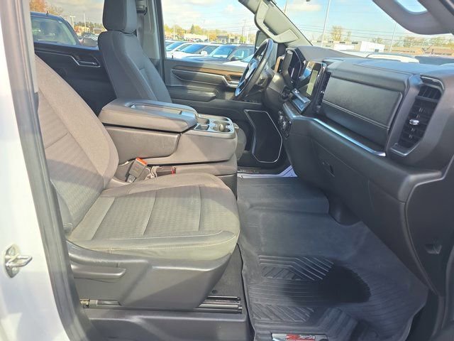 Used 2024 Chevrolet Silverado 2500 LT AWD/4WD image 26