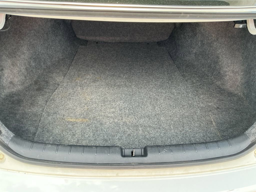 Used 2015 Honda Accord EX-L image 16