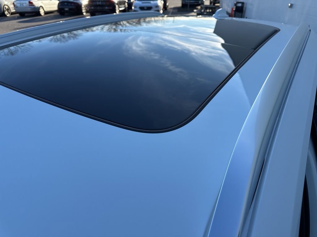 Used 2024 Volvo XC40 B5 Plus w/ Protection Package Premier image 34