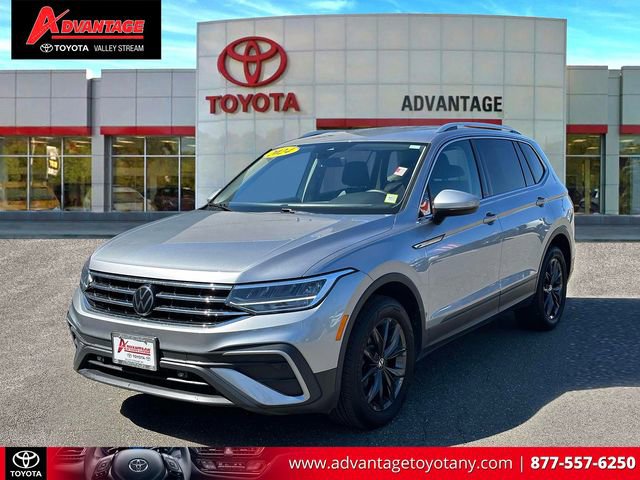 Used 2024 Volkswagen Tiguan SE image 4