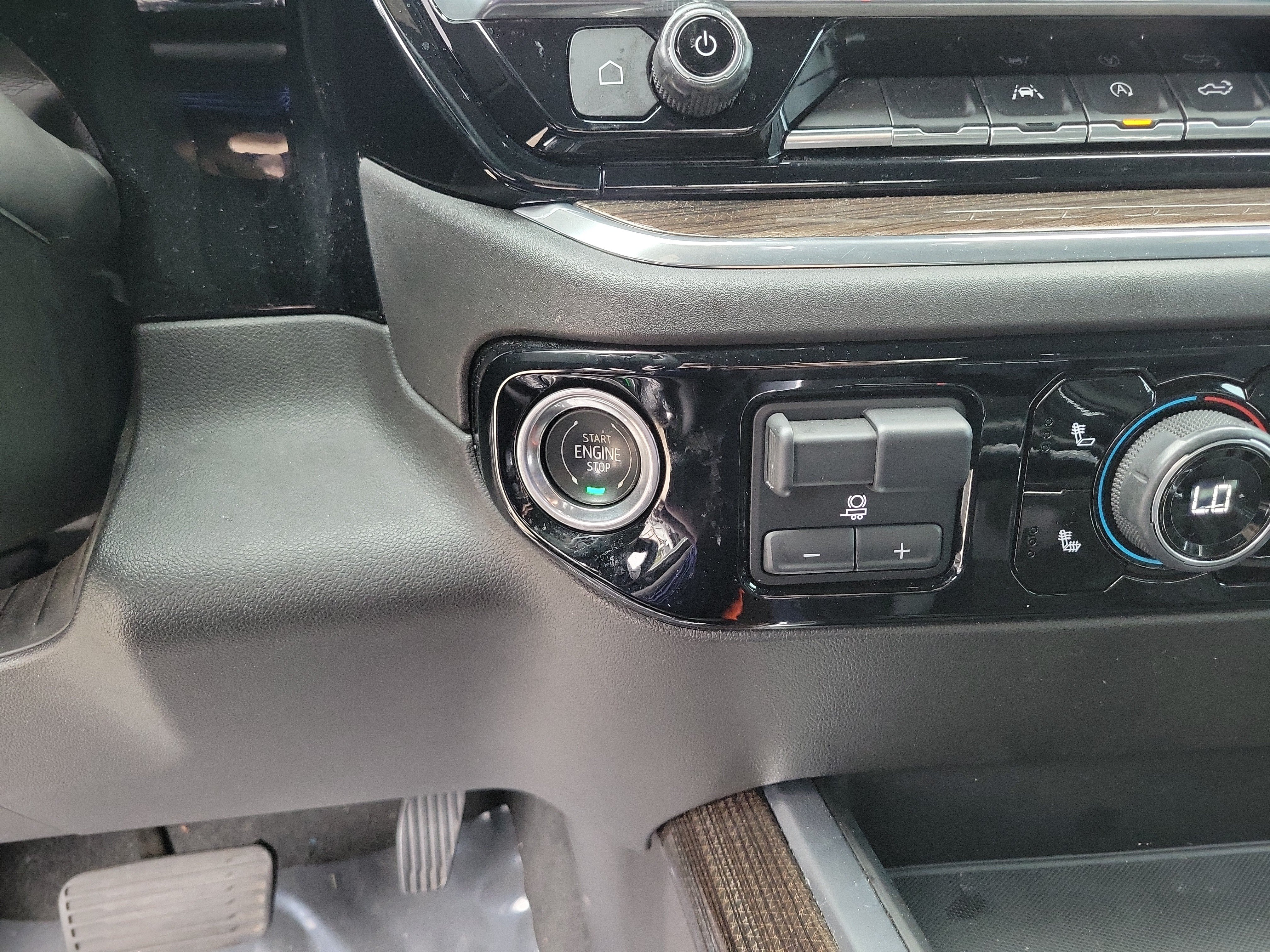Used 2023 Chevrolet Silverado 1500 RST w/ Convenience Package II RWD image 23