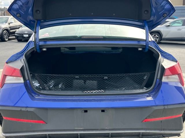 Certified 2025 Hyundai Elantra Sport image 12