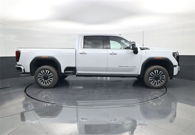 New 2026 GMC Sierra 3500 Denali Ultimate image 4