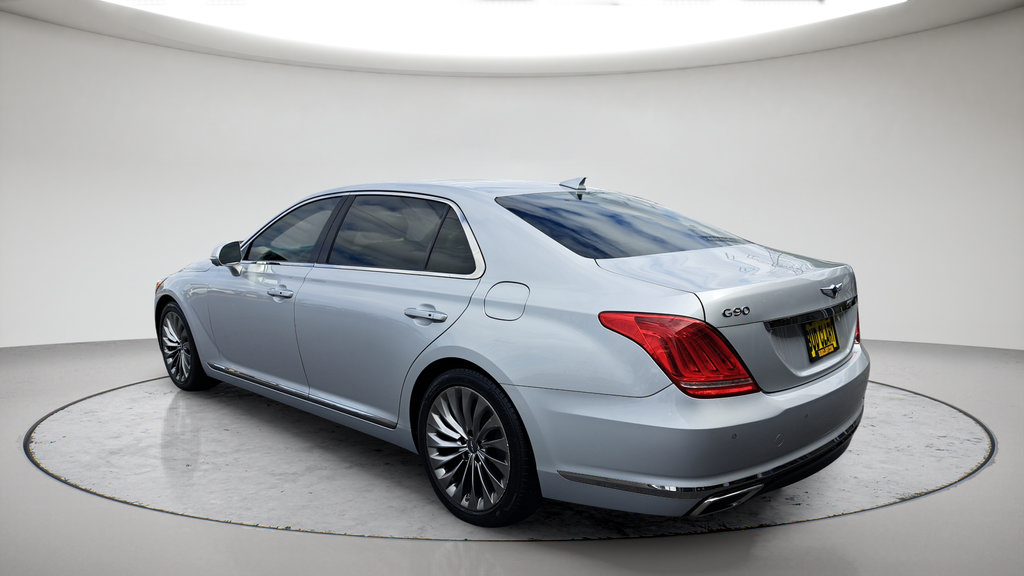 Used 2019 Genesis G90 3.3T Premium RWD image 7