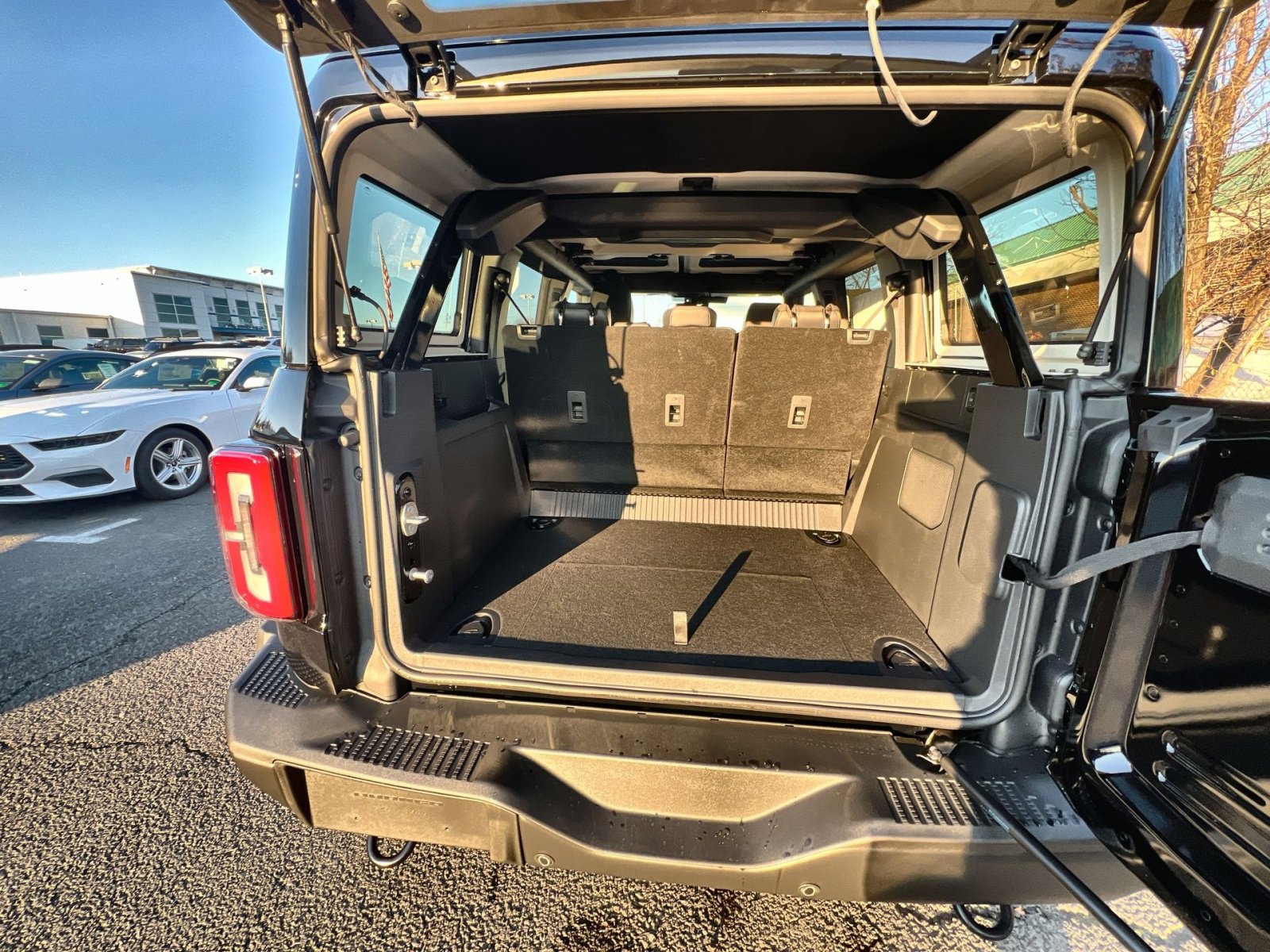 New 2025 Ford Bronco Badlands image 25