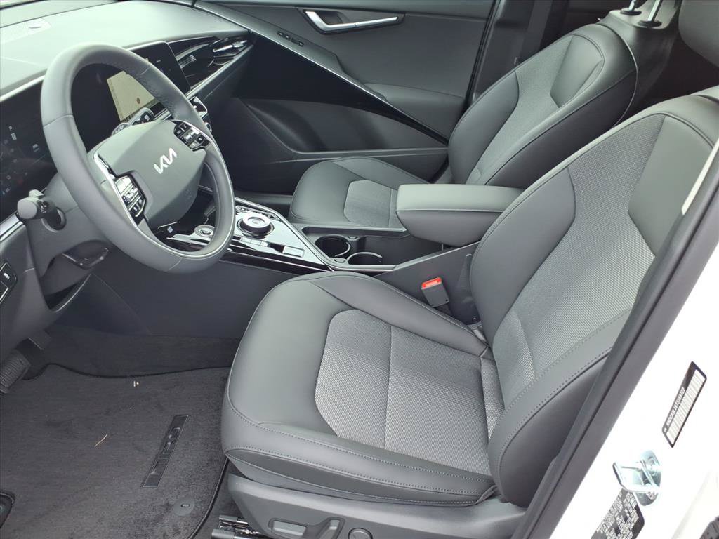 New 2026 Kia Niro Wind w/ Wind Preserve Package FWD image 10