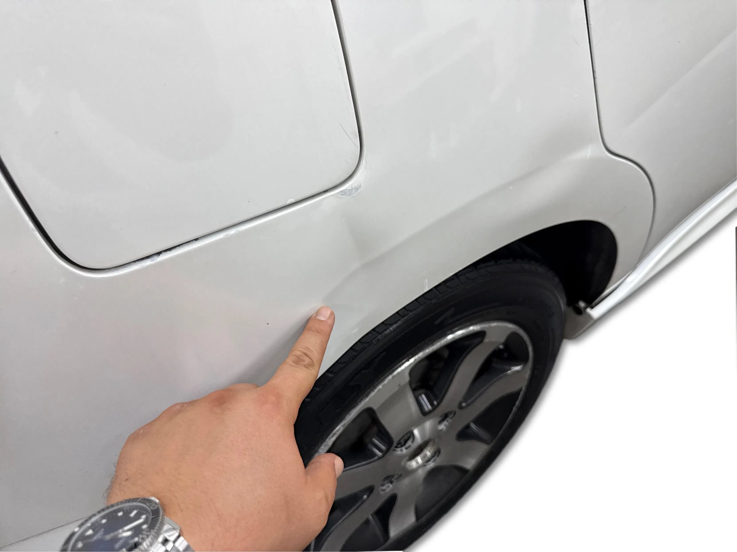 Used 2012 Nissan Sentra 2.0 SR w/ Special Edition Pkg FWD image 32