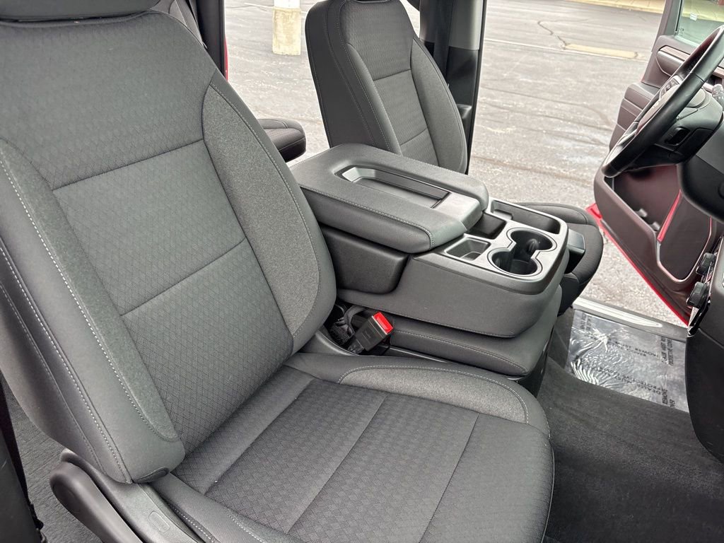 Used 2023 Chevrolet Silverado 1500 LT AWD/4WD image 34