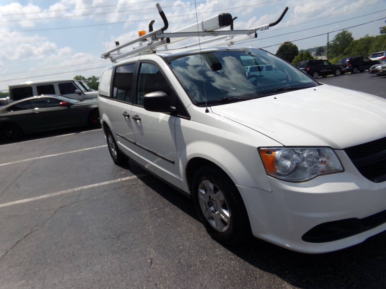 Used 2013 RAM C/V Tradesman FWD image 52