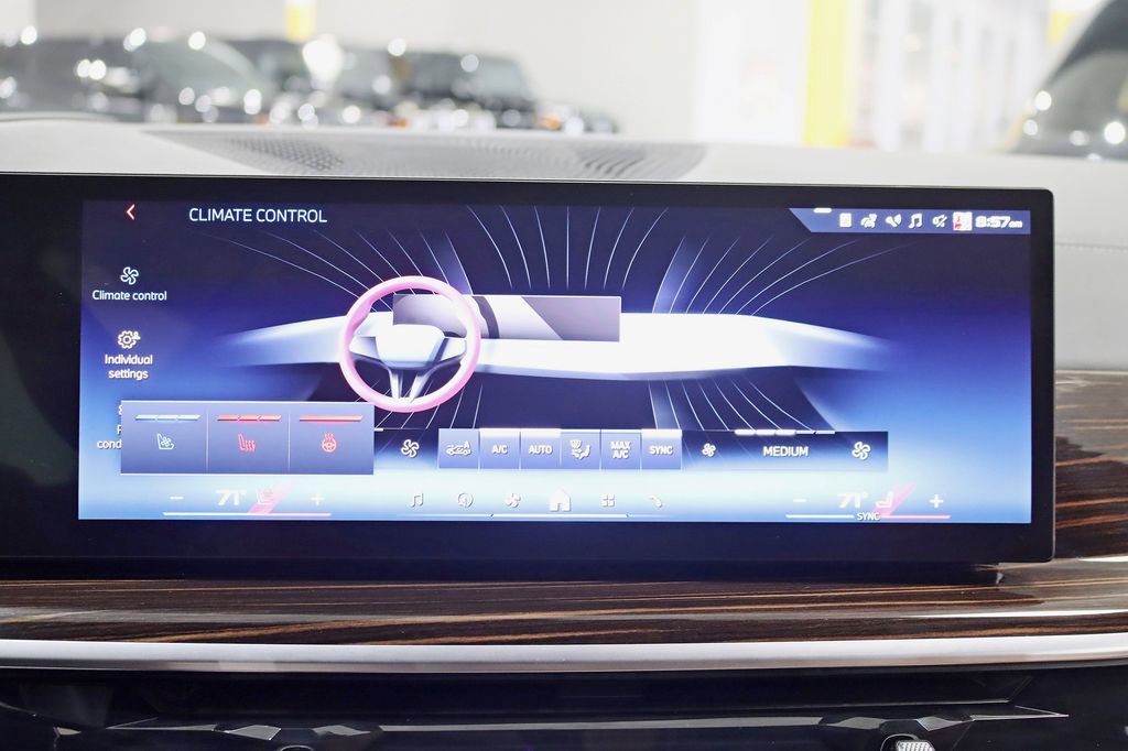 Used 2026 BMW X5 M60i image 22