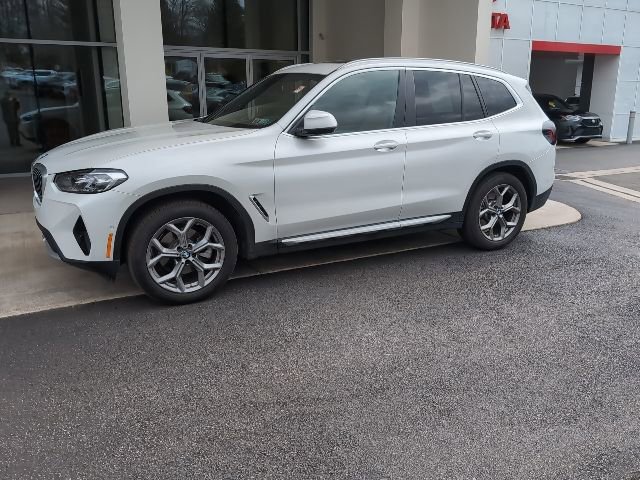 Used 2023 BMW X3 xDrive30i w/ Premium Package image 5