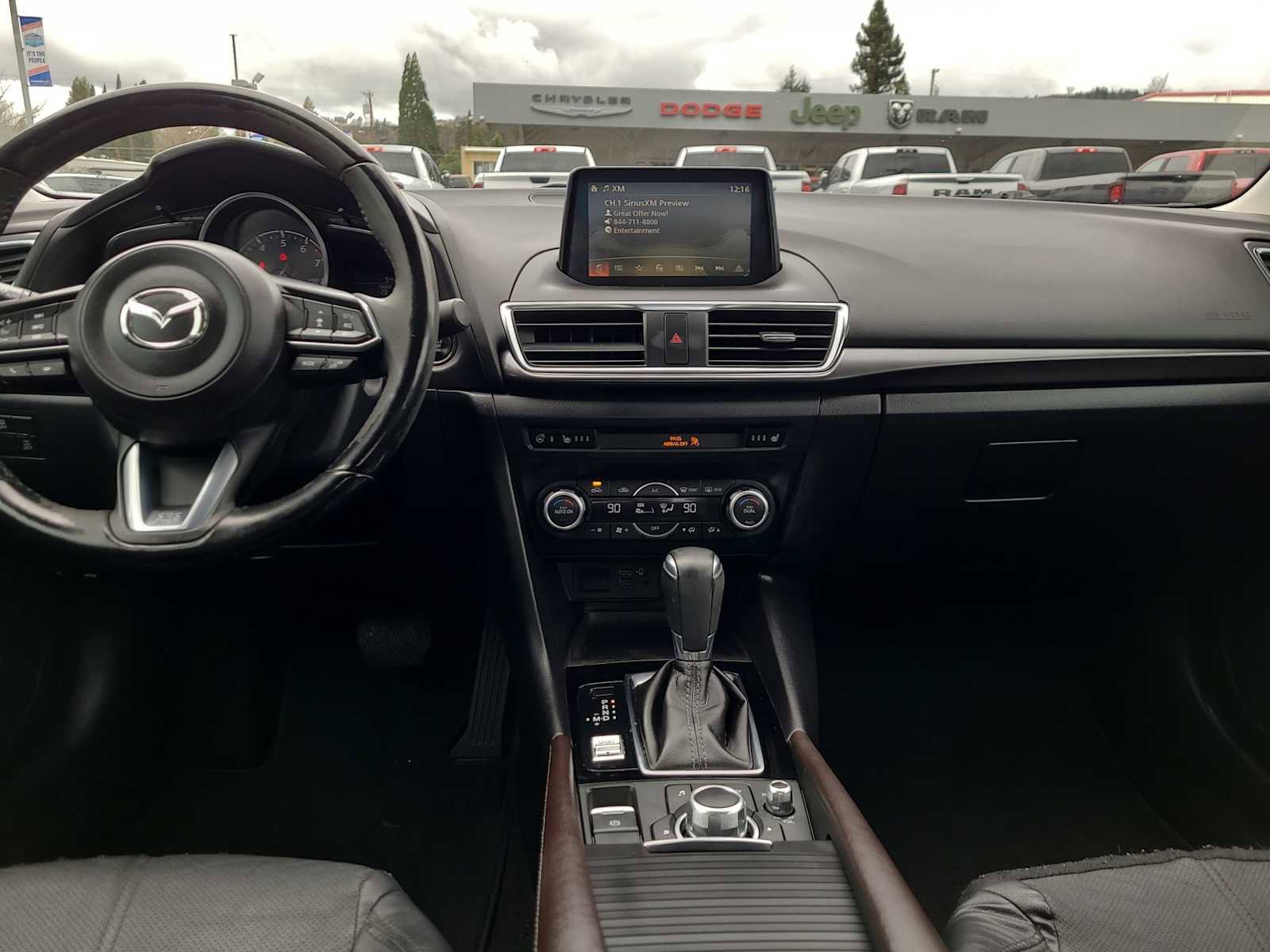 Used 2018 MAZDA MAZDA3 Grand Touring w/ Premium Equipment Package image 18