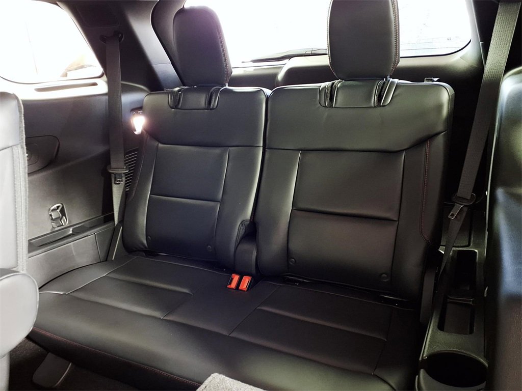 Used 2025 Ford Explorer ST image 9