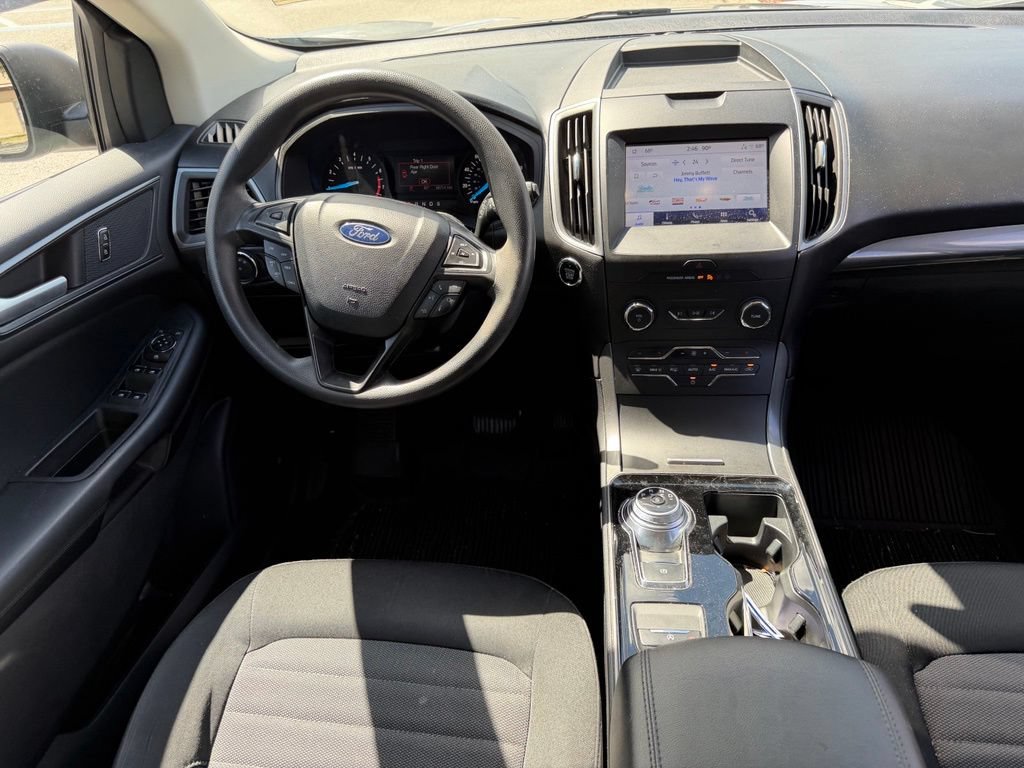 Used 2020 Ford Edge SE FWD image 17