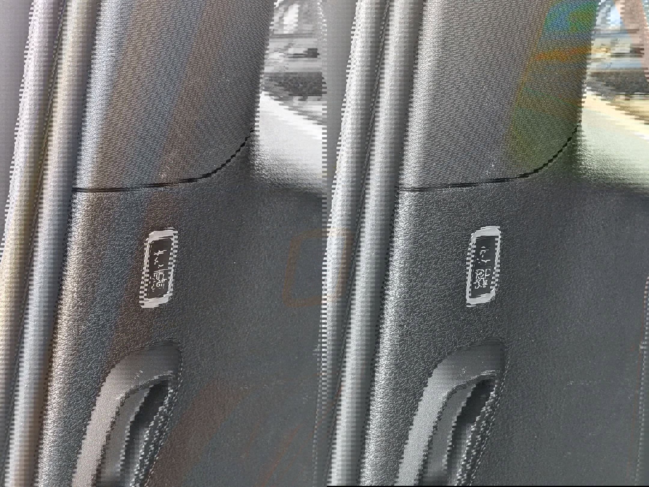 Certified 2025 Jeep Wagoneer Series III w/ Premium Group I image 31