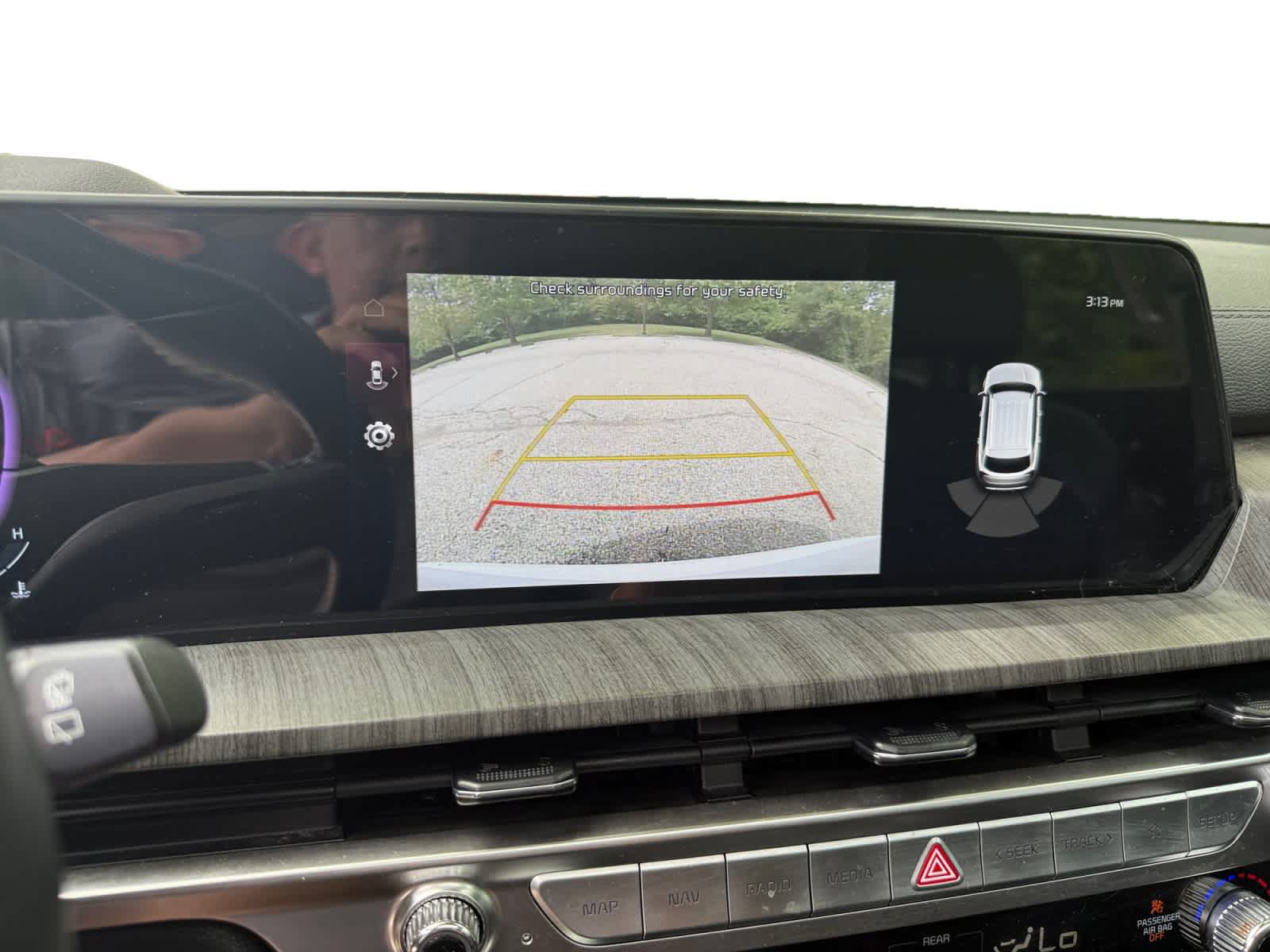 Used 2025 Kia Telluride EX FWD image 16