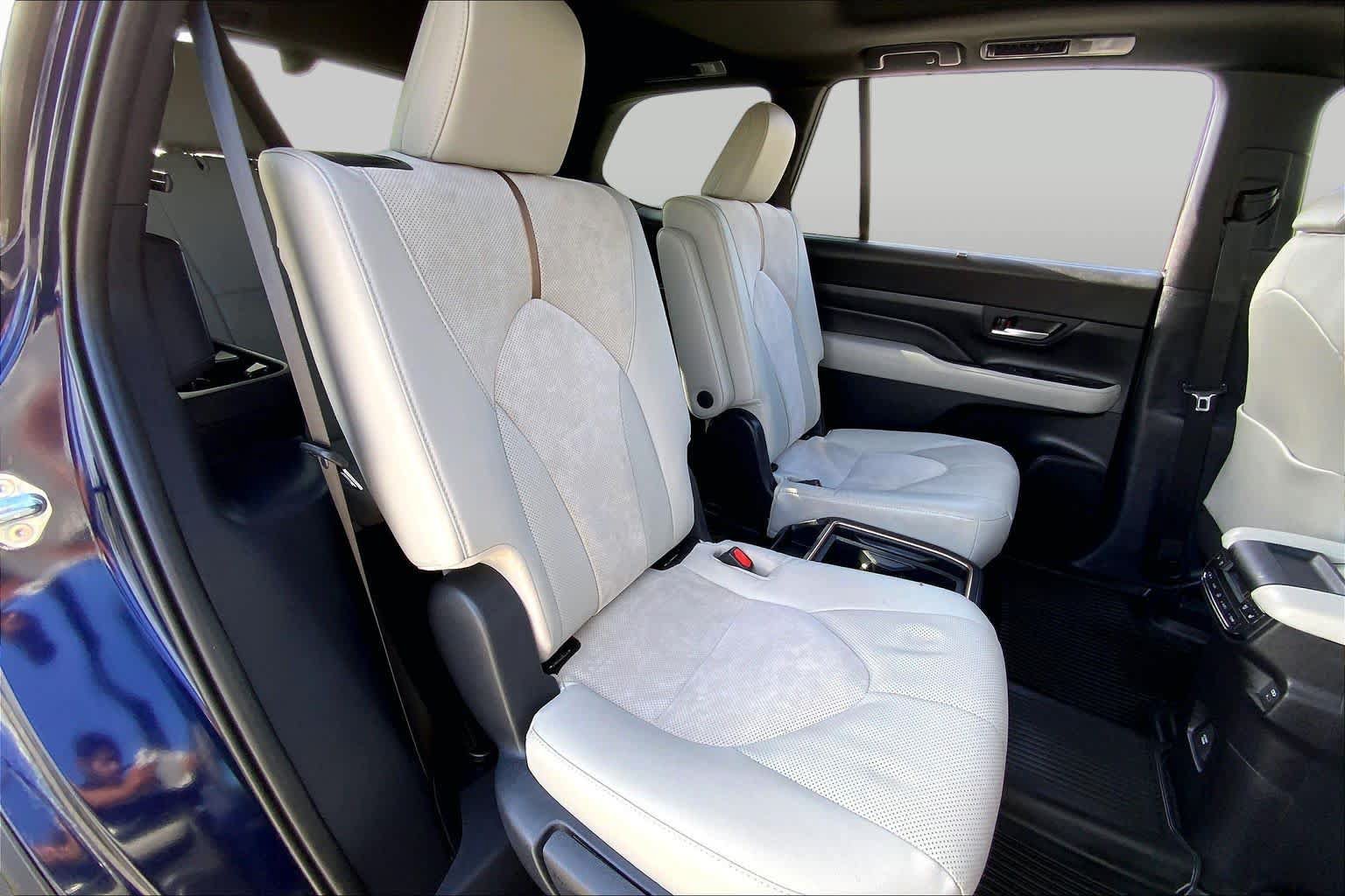 Used 2026 Toyota Grand Highlander AWD Hybrid image 19