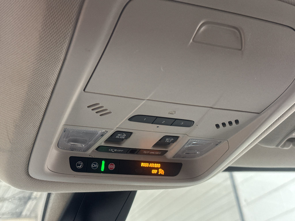 Used 2020 GMC Acadia Denali w/ GMC Pro Grade Package image 40