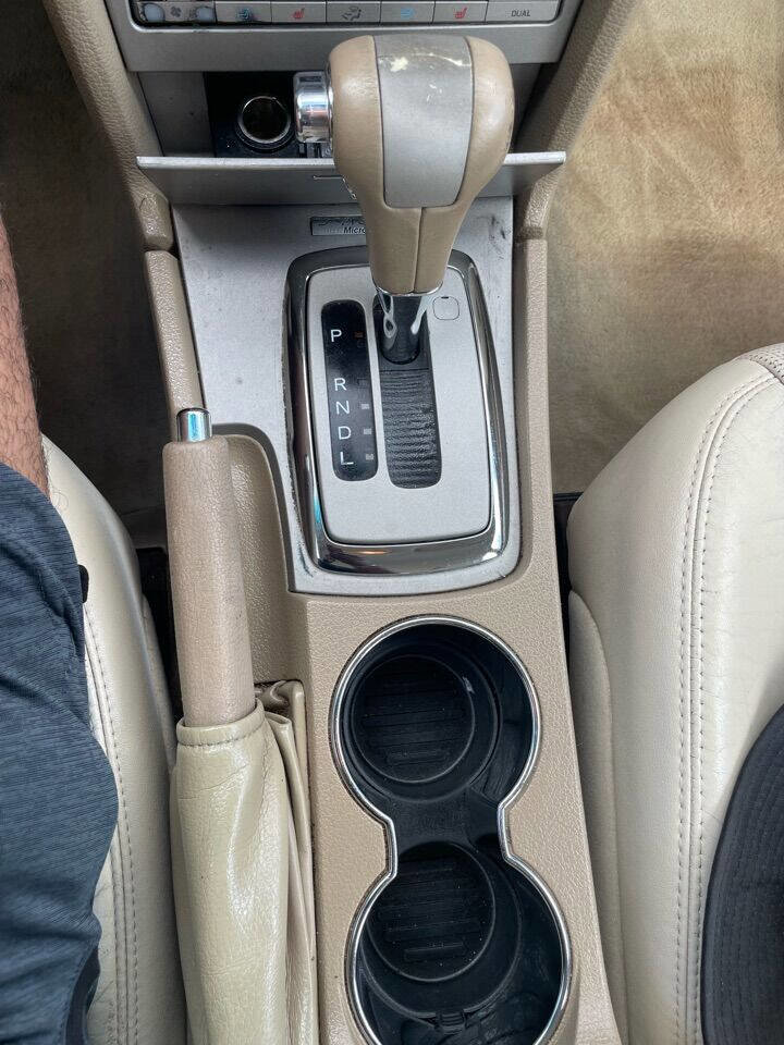 Used 2008 Lincoln MKZ image 13