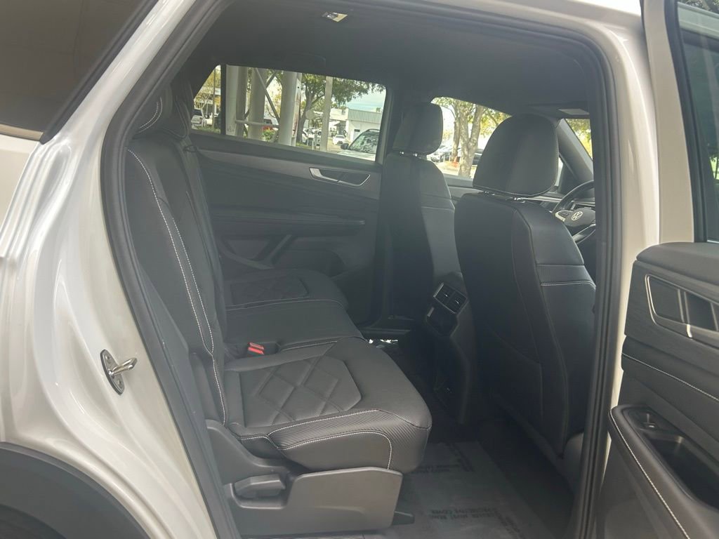 New 2026 Volkswagen Atlas Cross Sport SE image 41