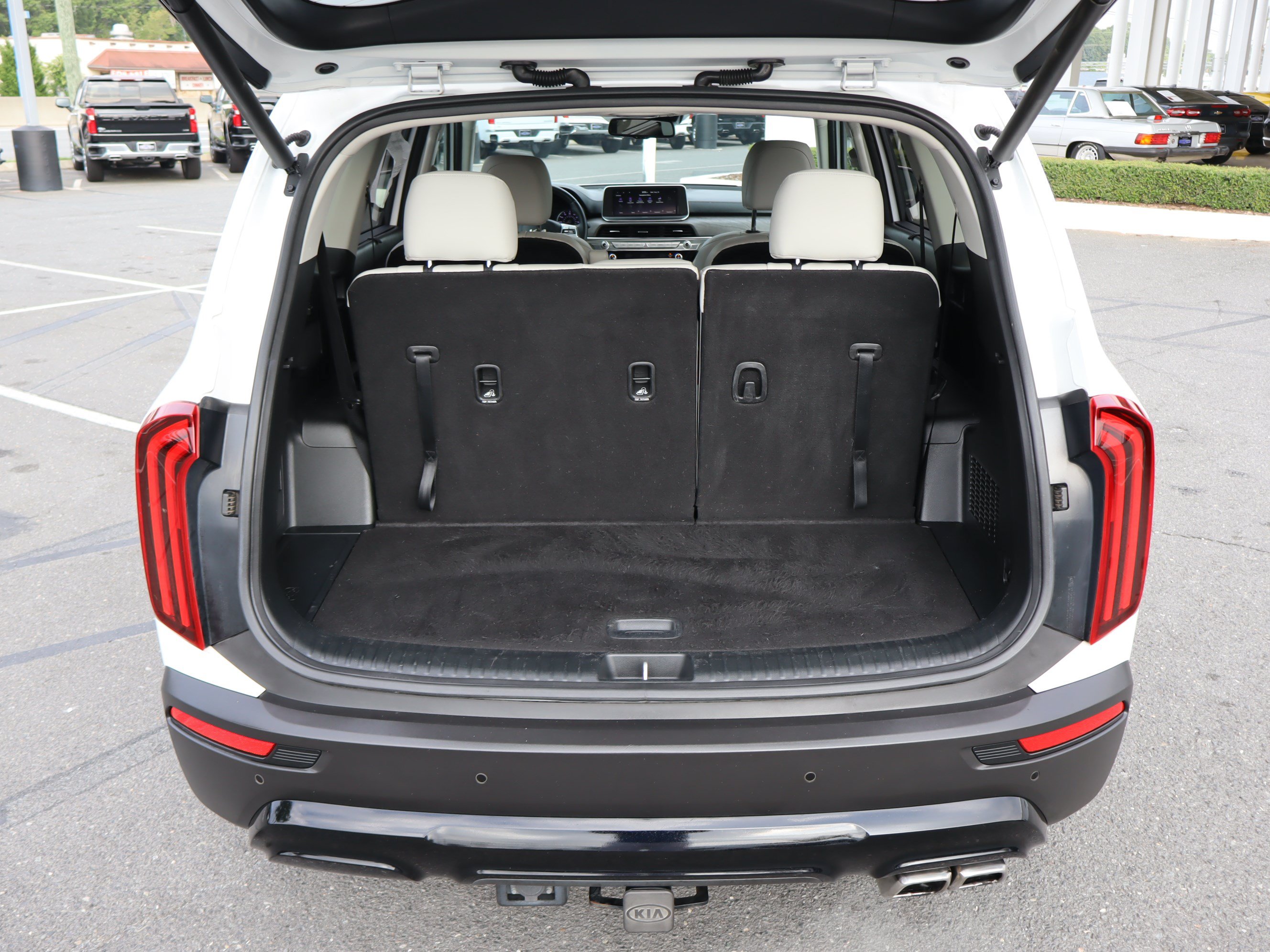 Used 2022 Kia Telluride EX w/ EX Premium Package AWD/4WD image 34